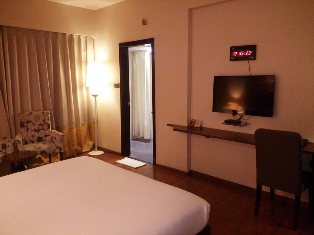 Best Western Plus O2 Индаур Экстерьер фото