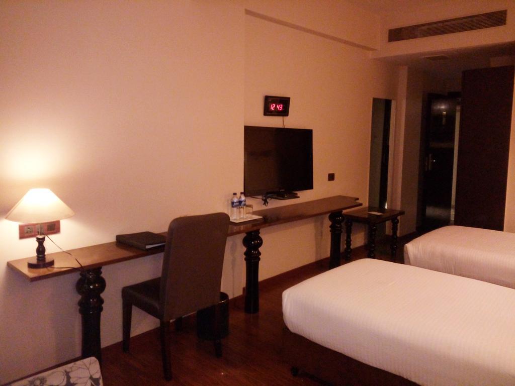 Best Western Plus O2 Индаур Экстерьер фото