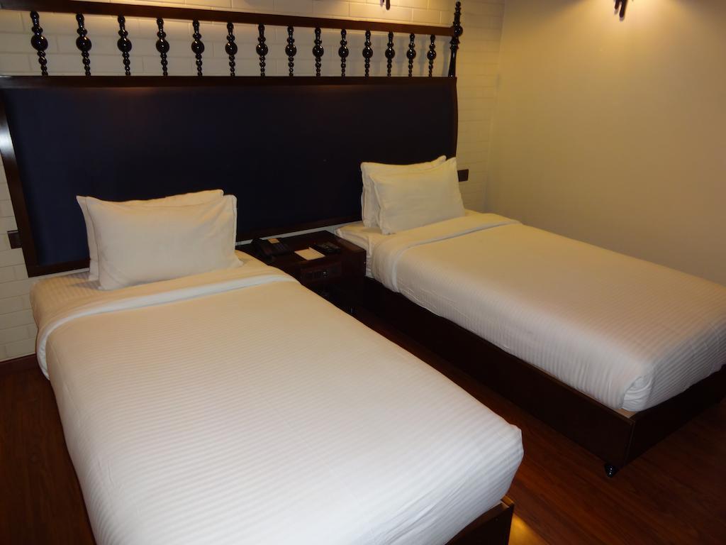 Best Western Plus O2 Индаур Экстерьер фото
