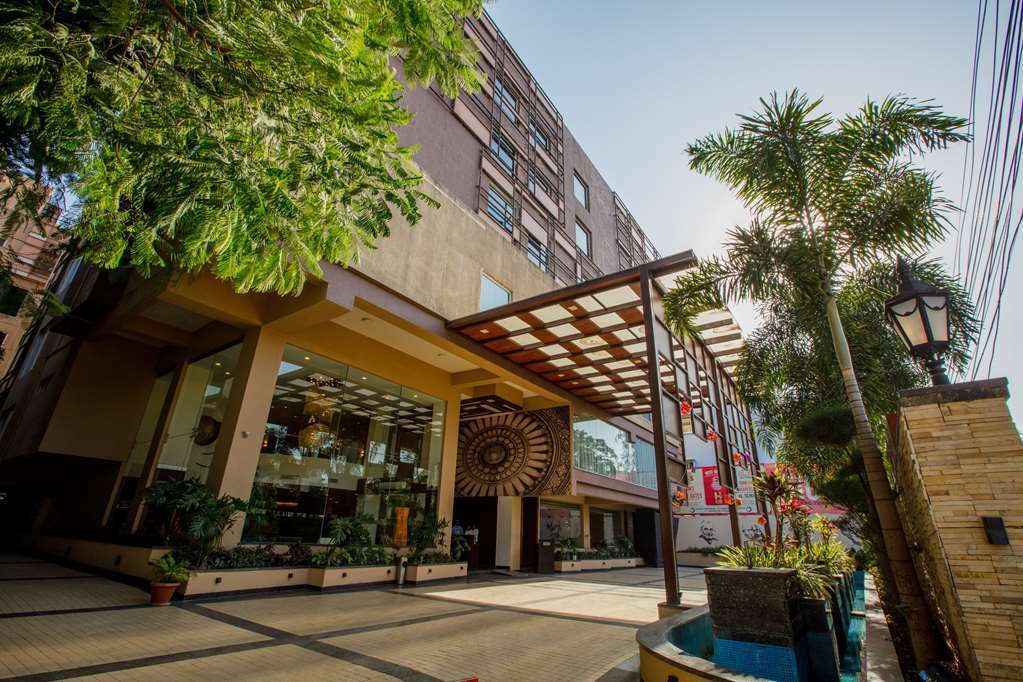 Best Western Plus O2 Индаур Экстерьер фото
